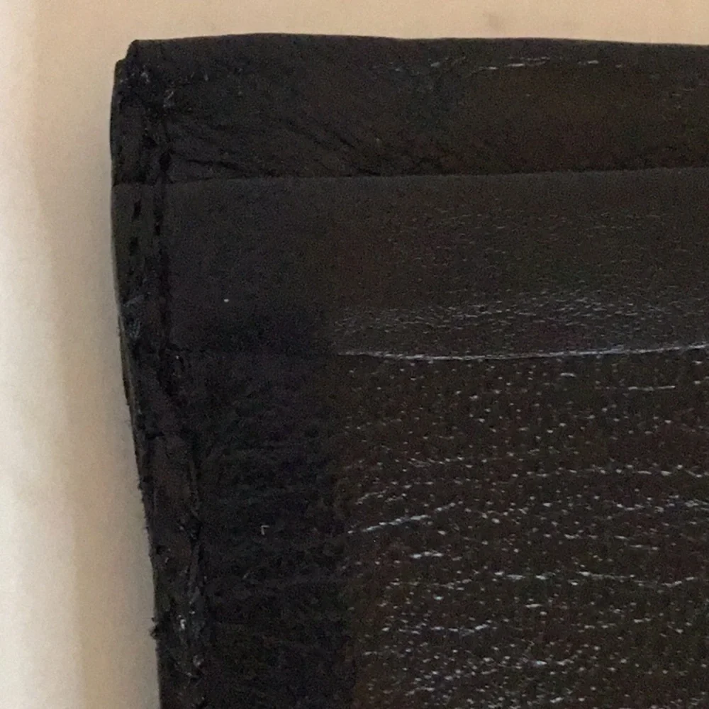 CHANEL wallet has